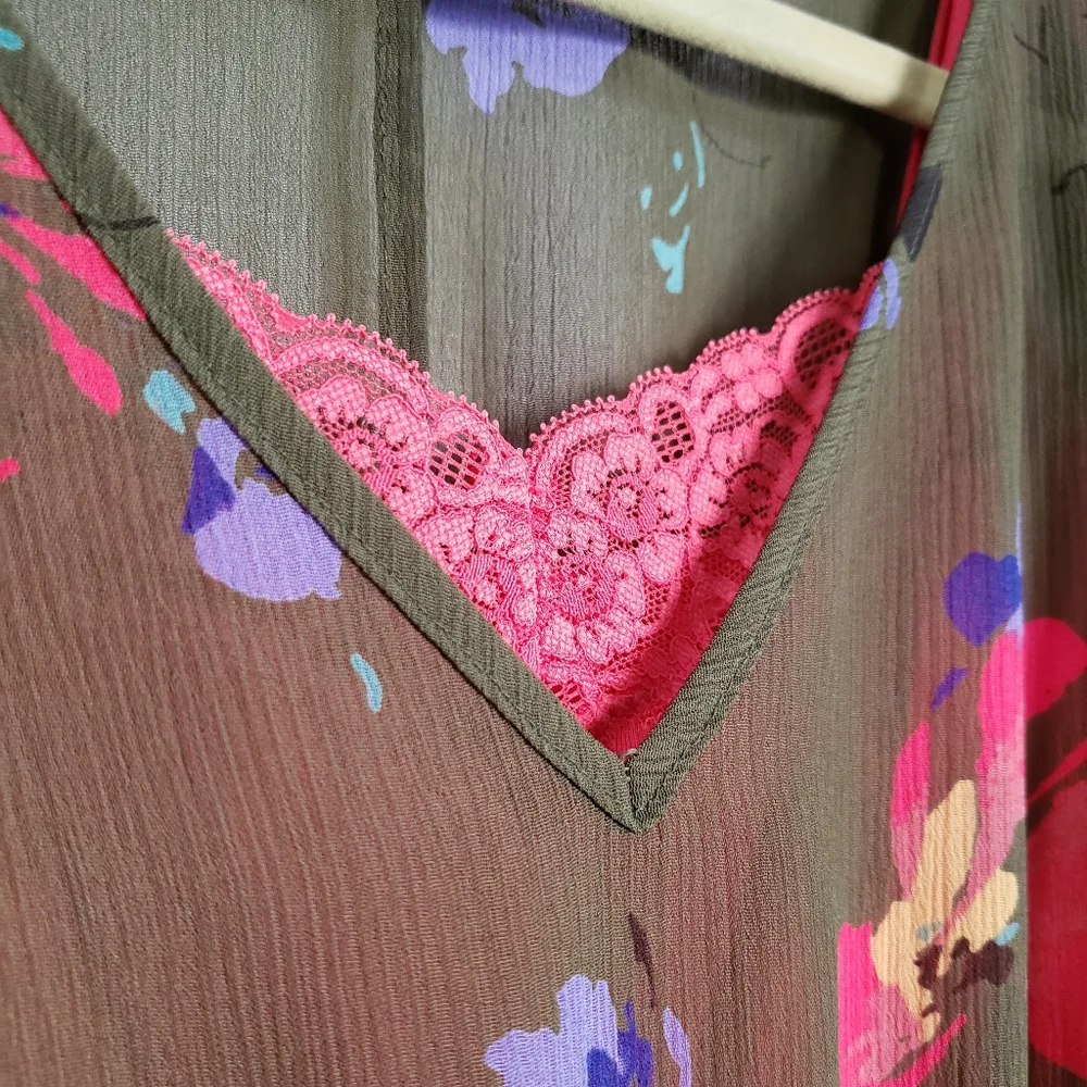 Sheer floral batwing sleeve top with free coordinating layering cami